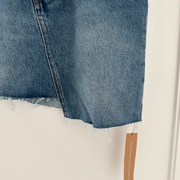 Reformation Jeans Ellie Asymmetric Denim Mini Skirt Raw Hem Size 27 - Picture 7 of 10